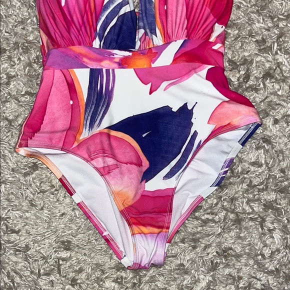 Mynah Abstract Colorful Halter One Piece Swimsuit - Picture 4 of 7